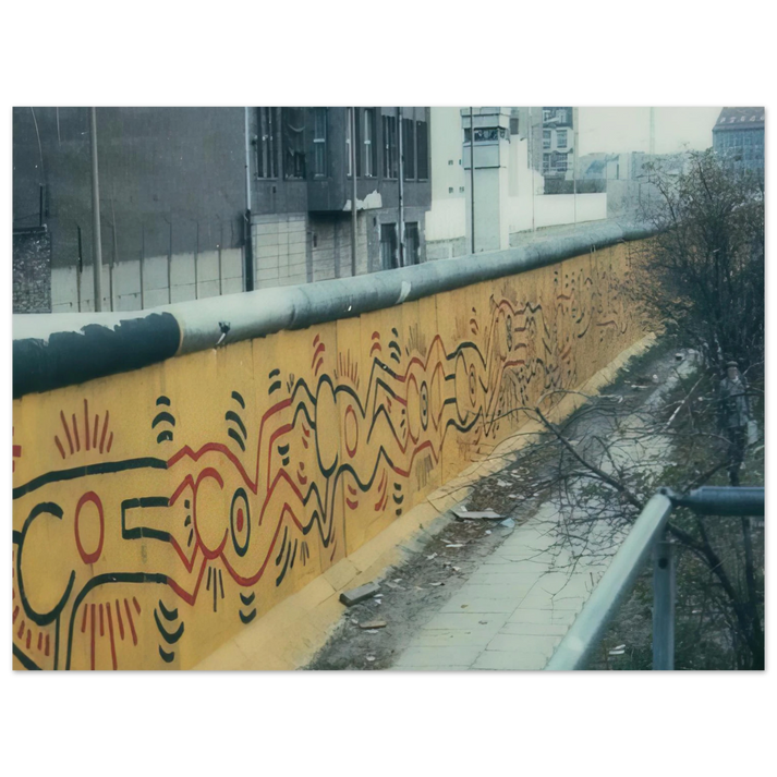Keith Haring - BERLIN MURAL 1986 75x100 cm / 30x40inches Fine Art Poster