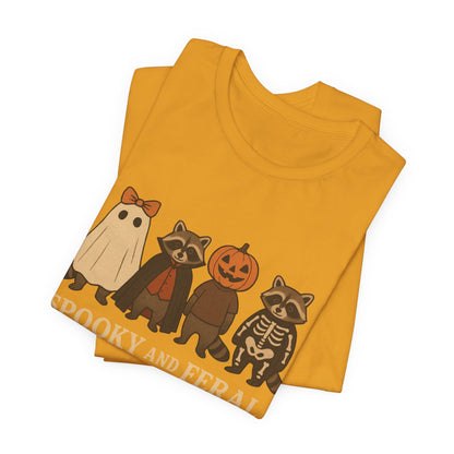 Spooky Raccoon Shirt, Grappige Halloween Grafisch T-shirt, Schattig Vintage Herfst T-shirt, Trendy Vrouwen Halloween Shirt, Feral Raccoon T-shirt
