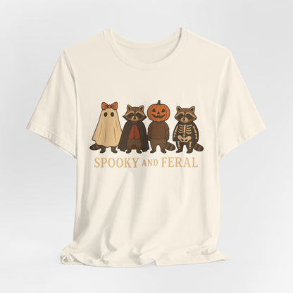 Spooky Raccoon Shirt, Grappige Halloween Grafisch T-shirt, Schattig Vintage Herfst T-shirt, Trendy Vrouwen Halloween Shirt, Feral Raccoon T-shirt