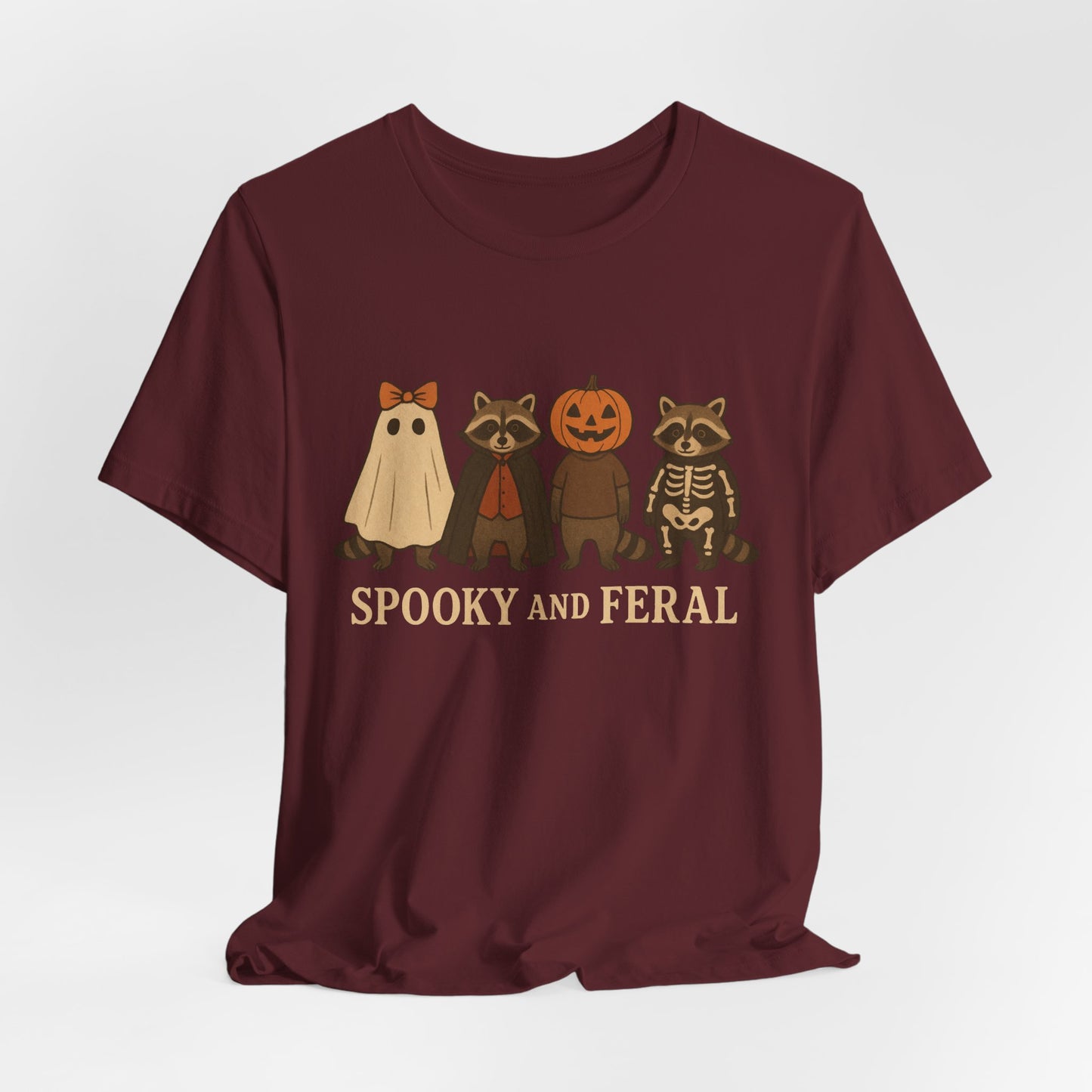 Spooky Raccoon Shirt, Grappige Halloween Grafisch T-shirt, Schattig Vintage Herfst T-shirt, Trendy Vrouwen Halloween Shirt, Feral Raccoon T-shirt