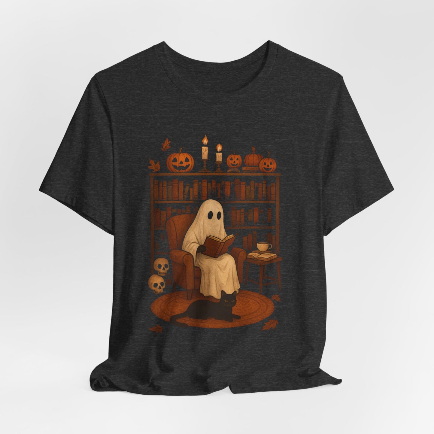 Fantasma vintage leyendo libros para amantes de la biblioteca Halloween espeluznante