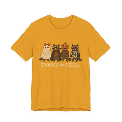 Spooky Raccoon Shirt, Grappige Halloween Grafisch T-shirt, Schattig Vintage Herfst T-shirt, Trendy Vrouwen Halloween Shirt, Feral Raccoon T-shirt