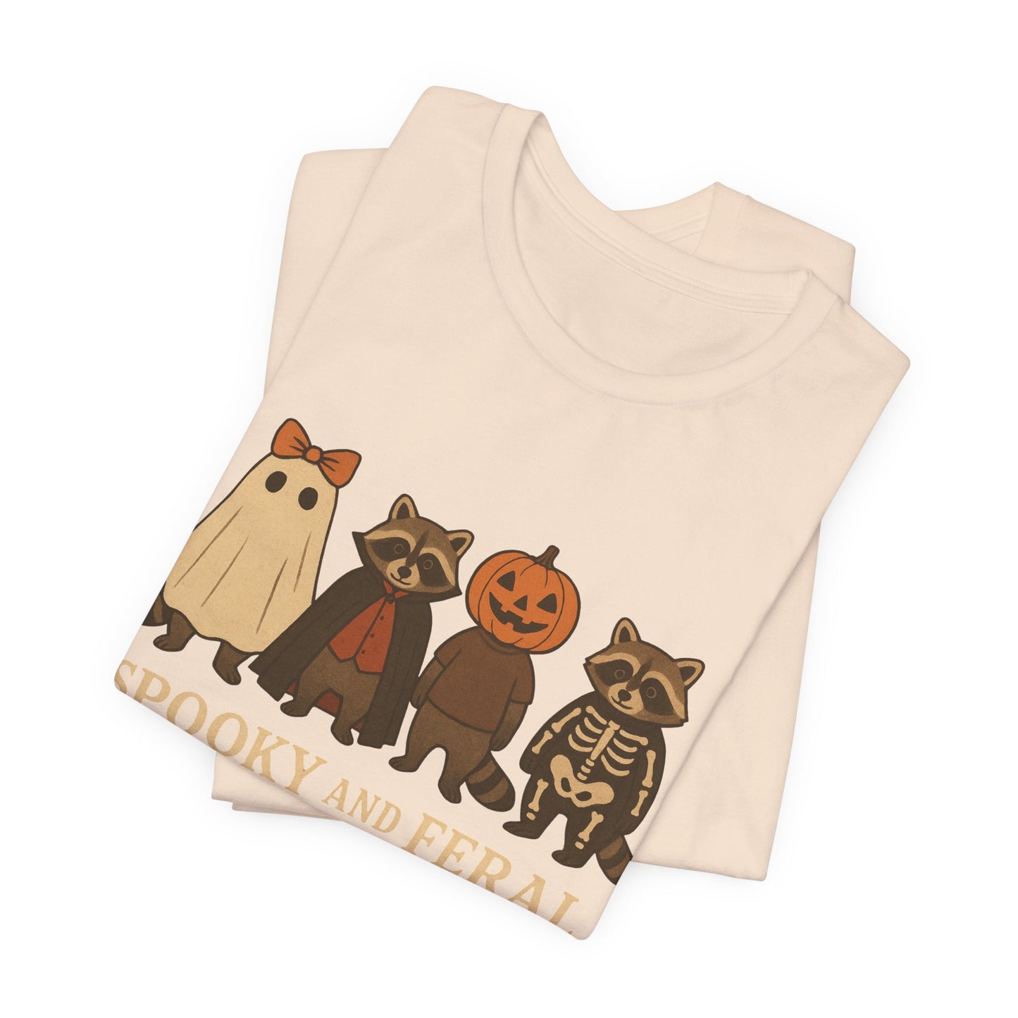 Spooky Raccoon Shirt, Grappige Halloween Grafisch T-shirt, Schattig Vintage Herfst T-shirt, Trendy Vrouwen Halloween Shirt, Feral Raccoon T-shirt