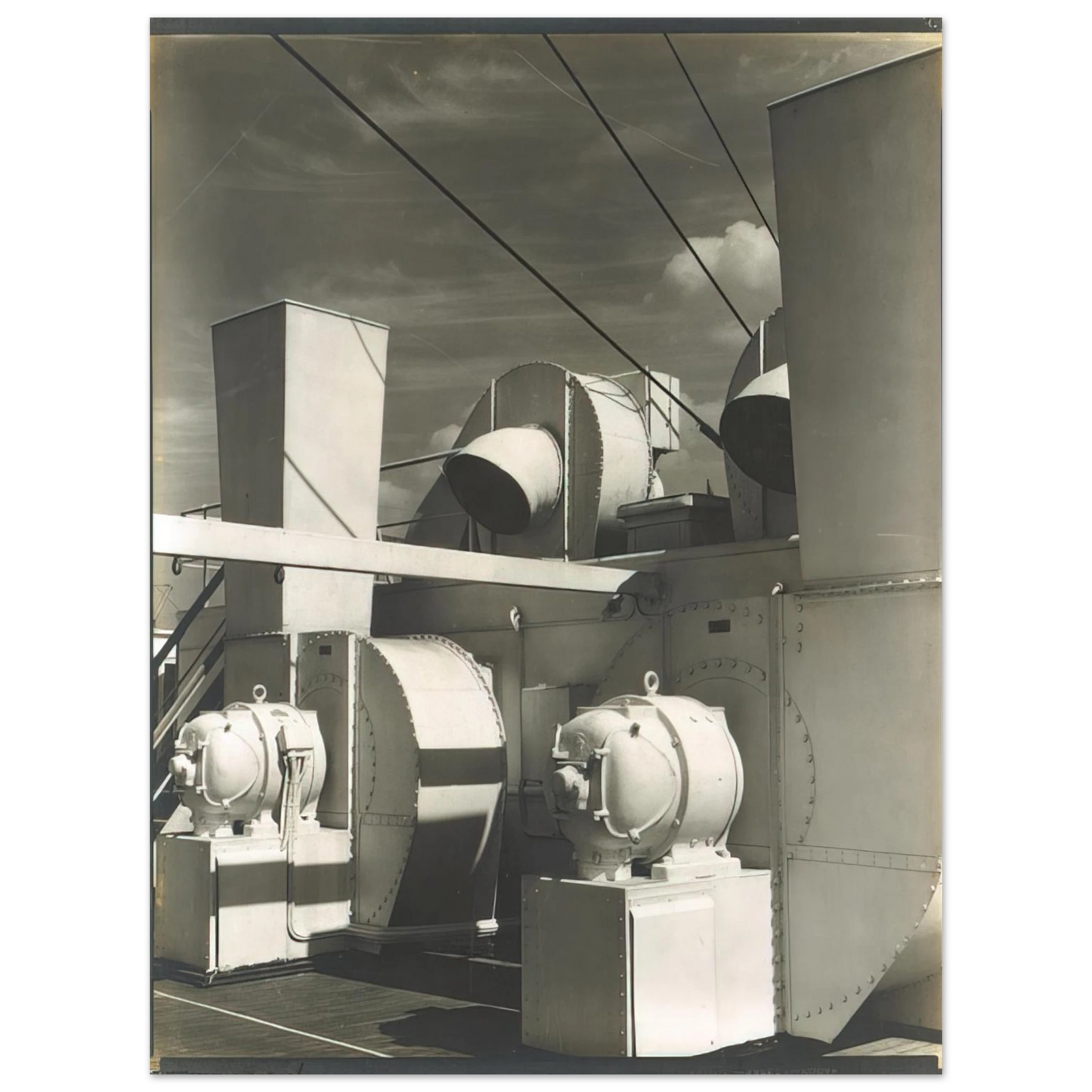 Charles Sheeler - Upper Deck - 1928  75x100 cm / 30x40inches Fine Art Poster